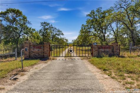 15145 Alternate 90 Kingsbury TX 78638