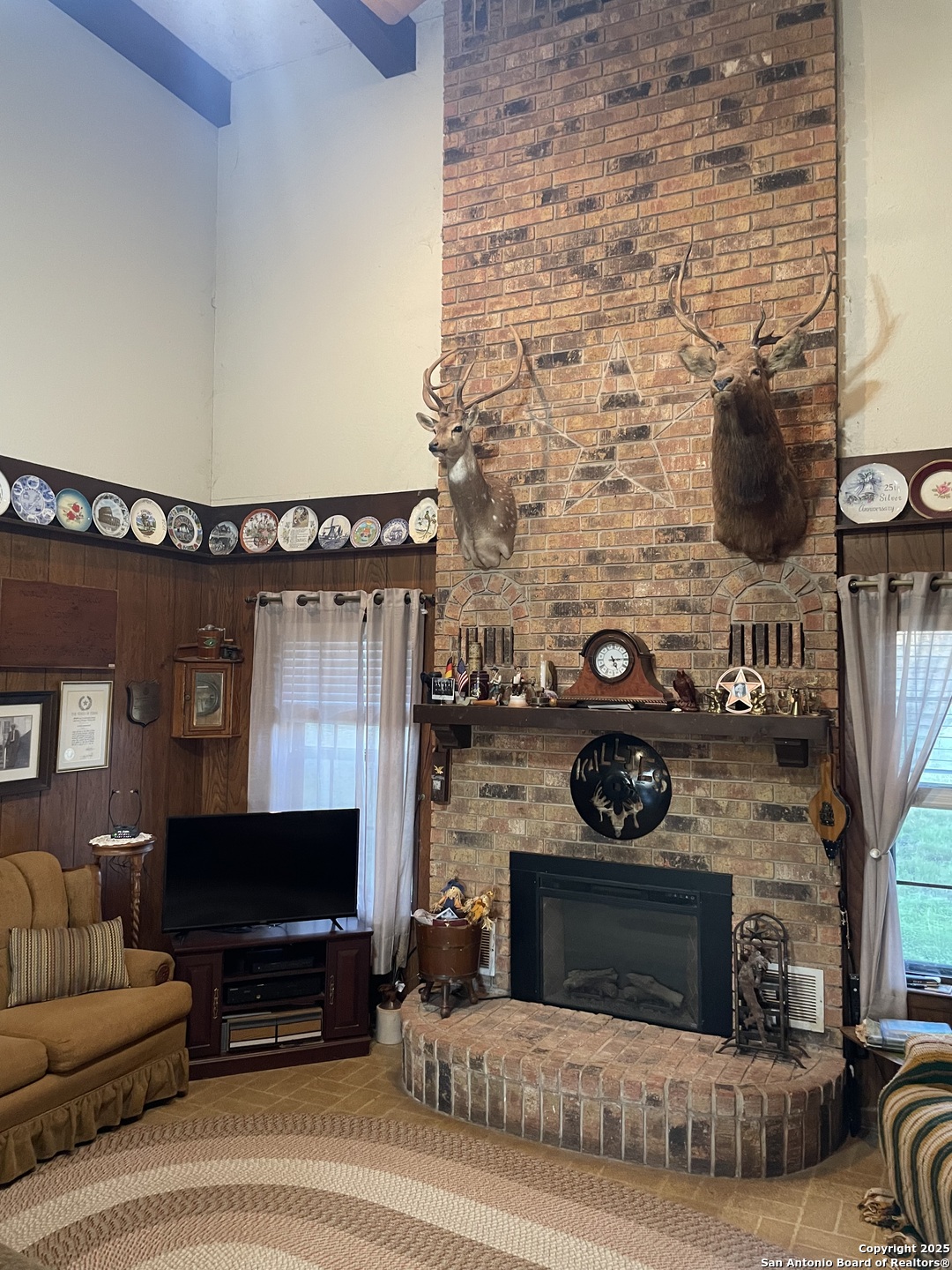 15145 Alternate 90 Kingsbury TX 78638