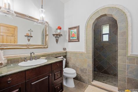 4198 Bear Springs Road Pipe Creek TX 78063