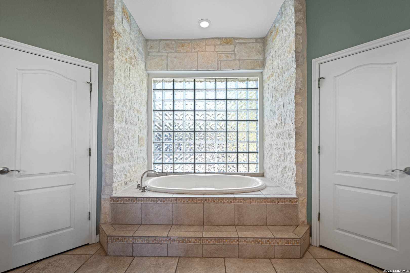 326 River Valley Road Ingram TX 78025