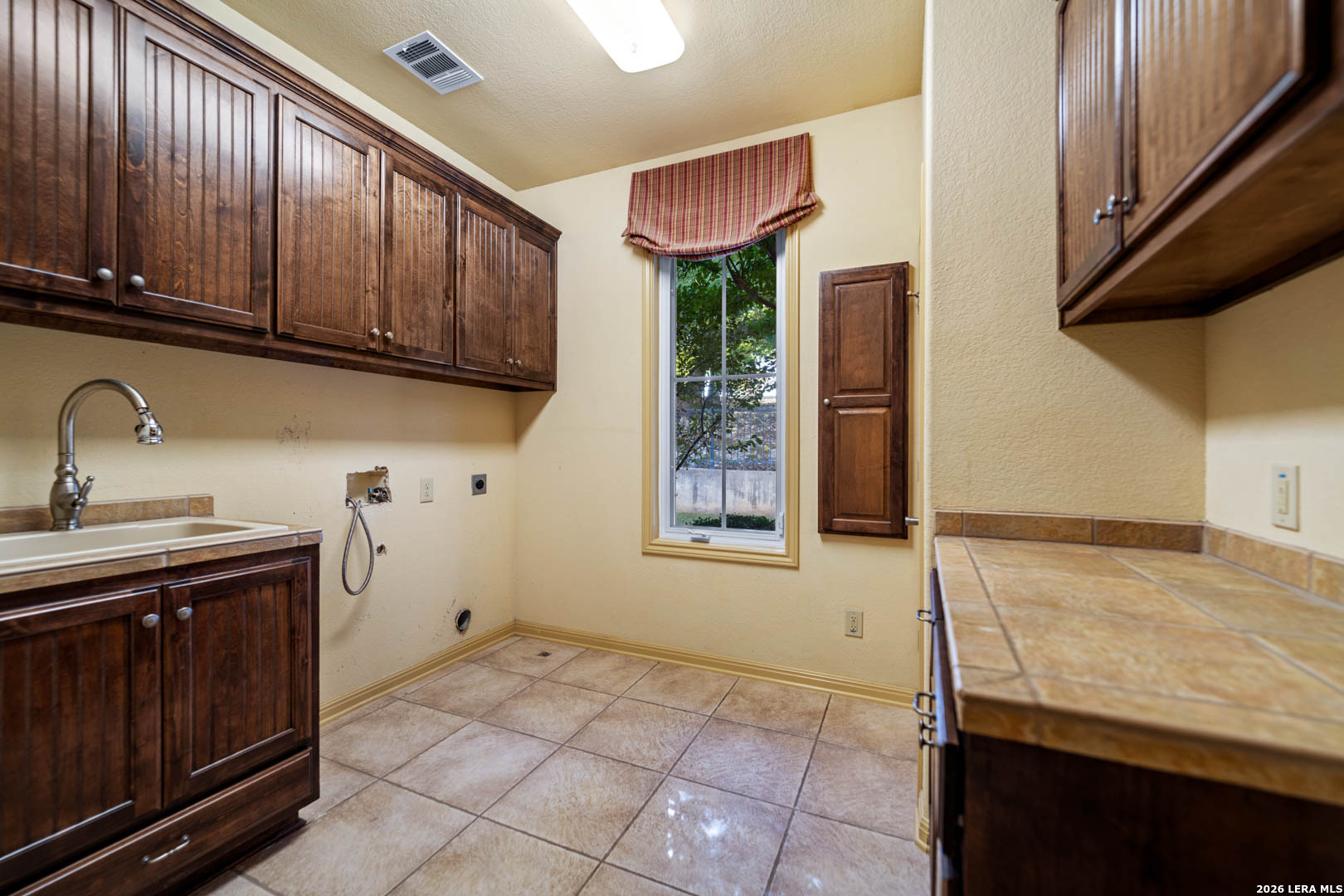 326 River Valley Road Ingram TX 78025