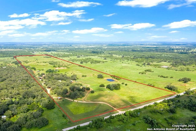1311 County Road 427 Stockdale TX 78160
