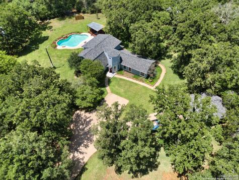 3781 Ivy Switch Road Luling TX 78648