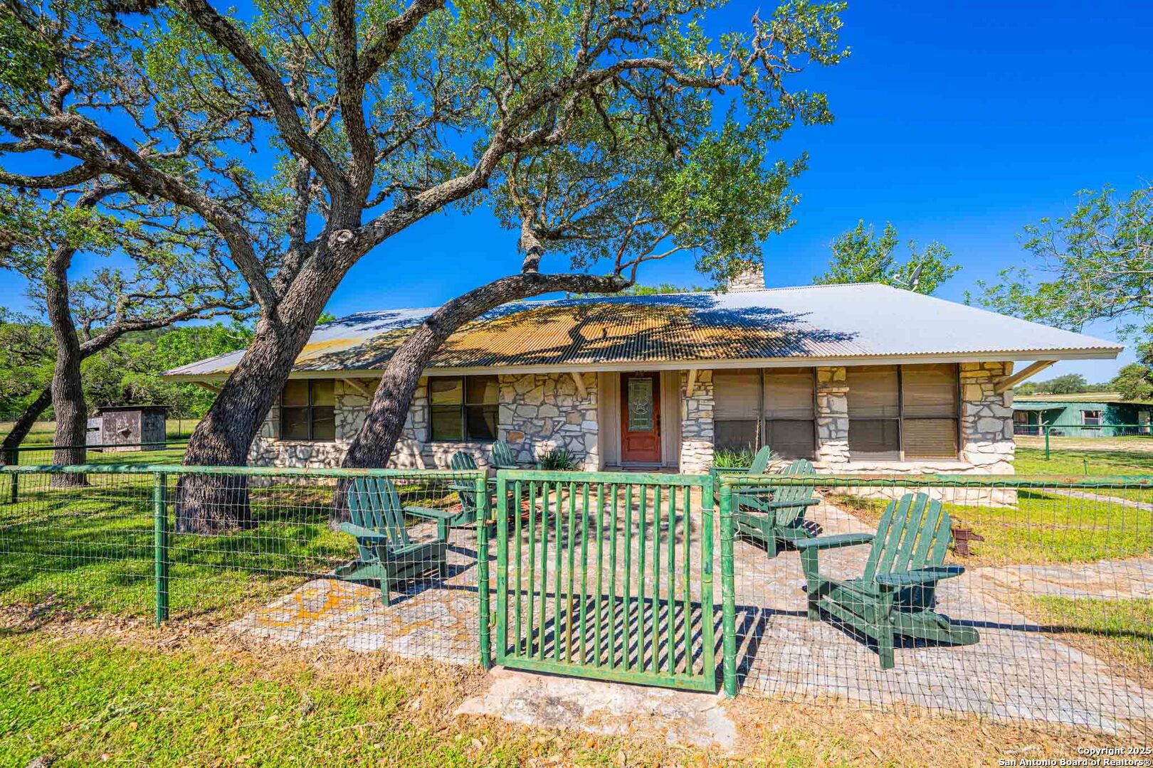 165 Flach Road Comfort TX 78013