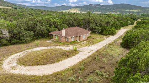 650 Evans Creek Road Vanderpool TX 78885