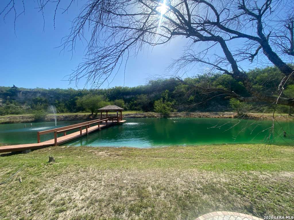 10172 Pvt 597 Mathis TX 78368