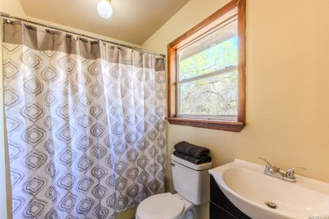 1048 County Road 640 Hondo TX 78861