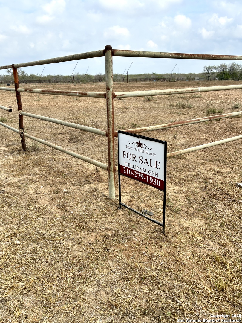 2713 Fm 716 Premont TX 78375