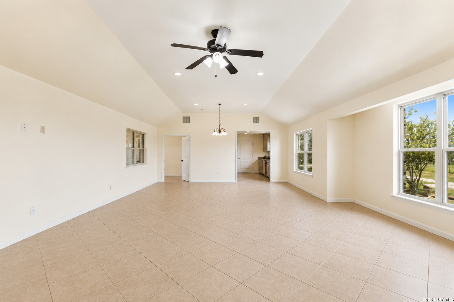6603 Fm 2579 Floresville TX 78114