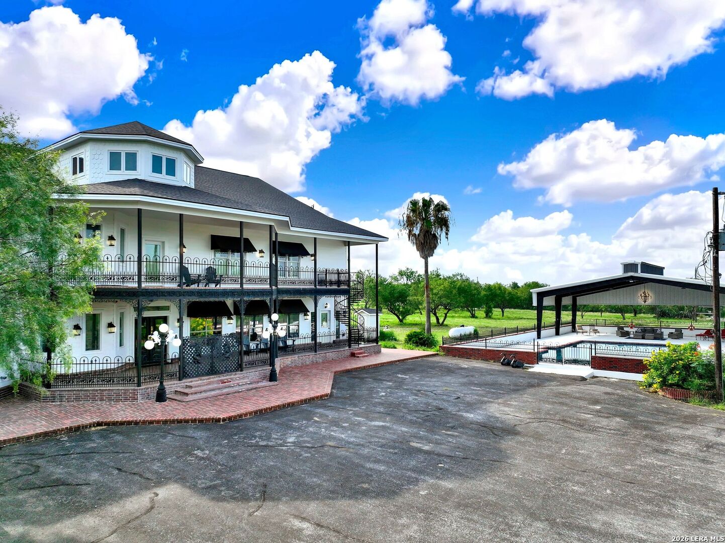 130 Pr 556 Hondo TX 78861