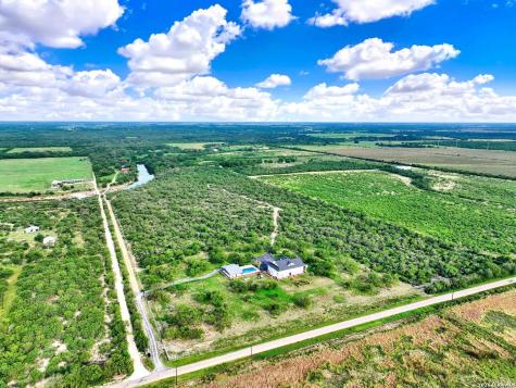 130 Pr 556 Hondo TX 78861