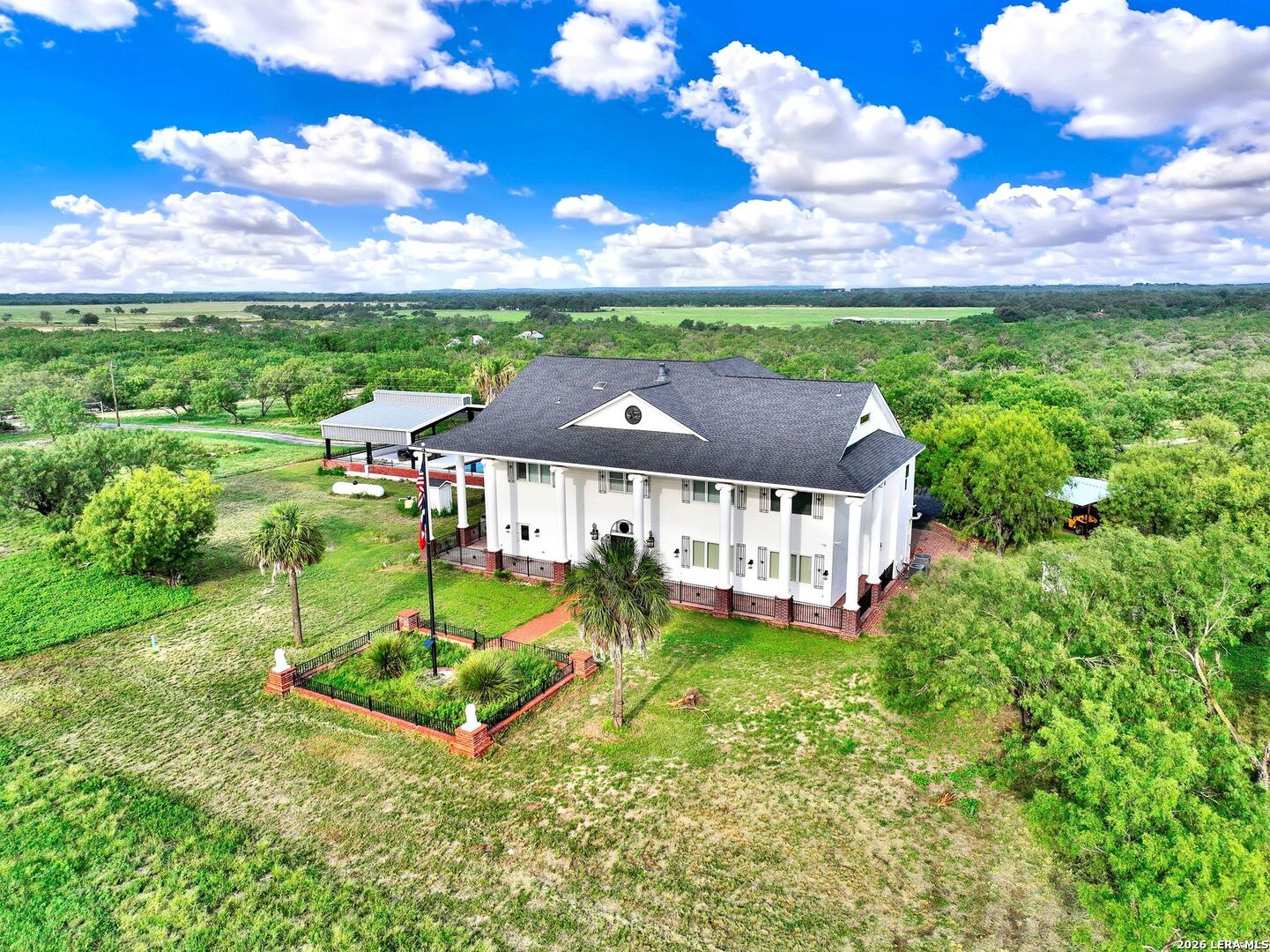 130 Pr 556 Hondo TX 78861