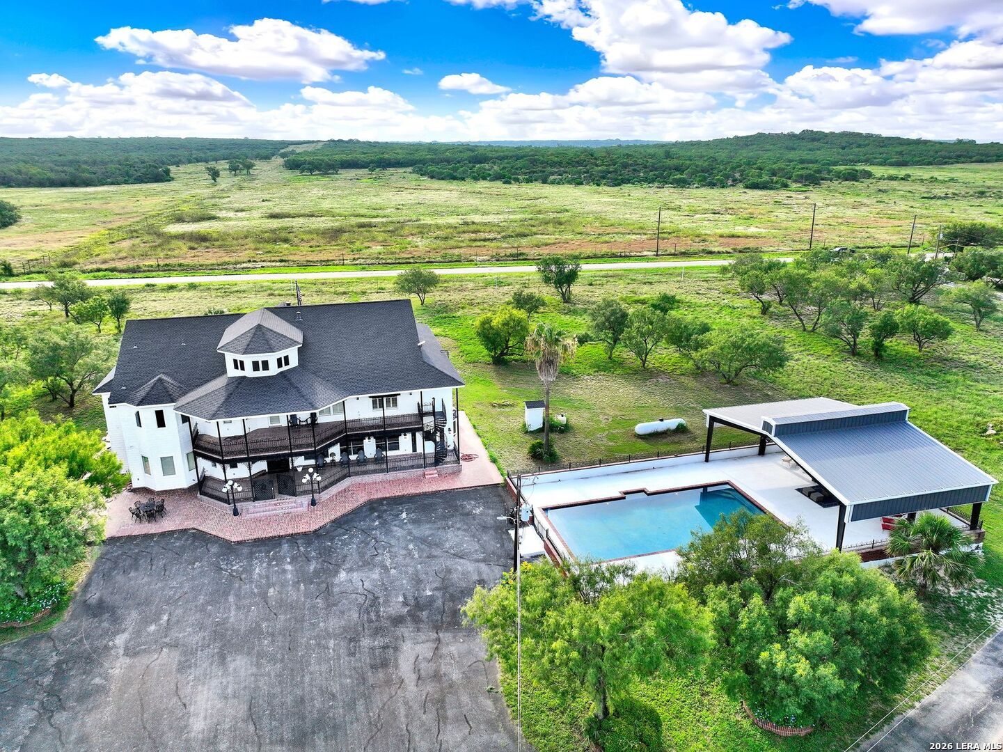 130 Pr 556 Hondo TX 78861