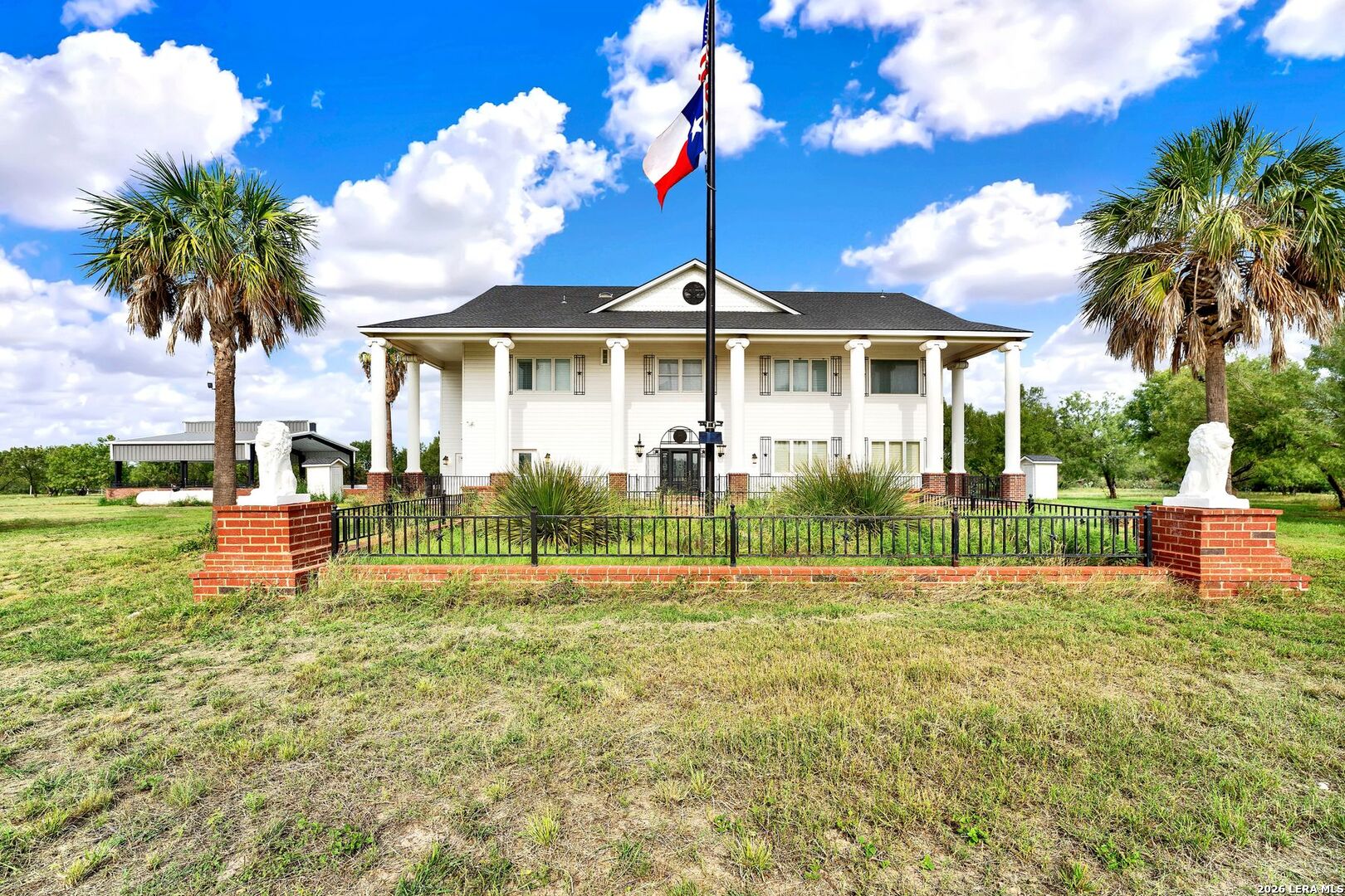 130 Pr 556 Hondo TX 78861