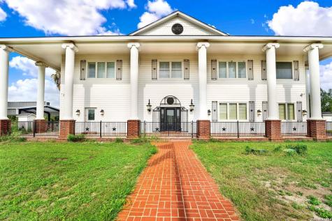 130 Pr 556 Hondo TX 78861