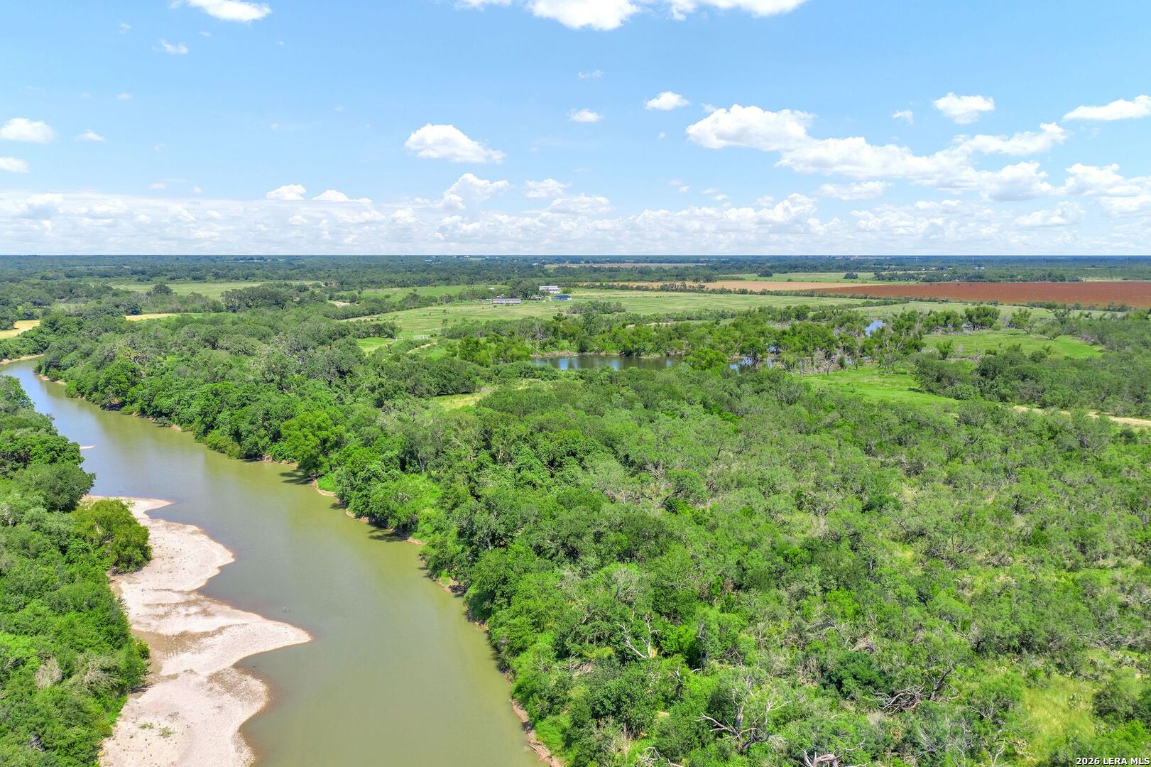130 Pr 556 Hondo TX 78861