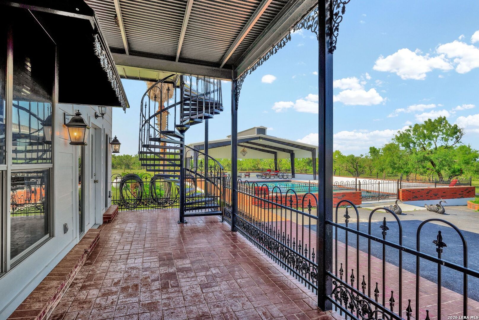 130 Pr 556 Hondo TX 78861