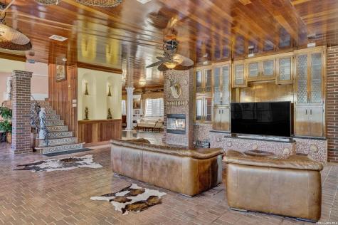 130 Pr 556 Hondo TX 78861