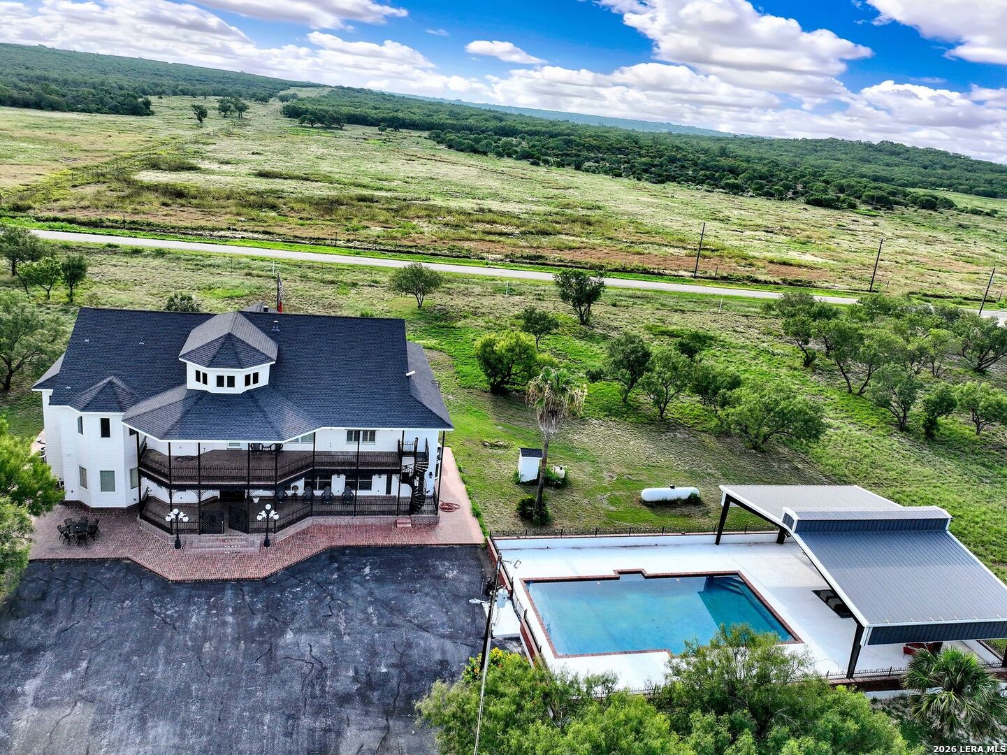 130 Pr 556 Hondo TX 78861
