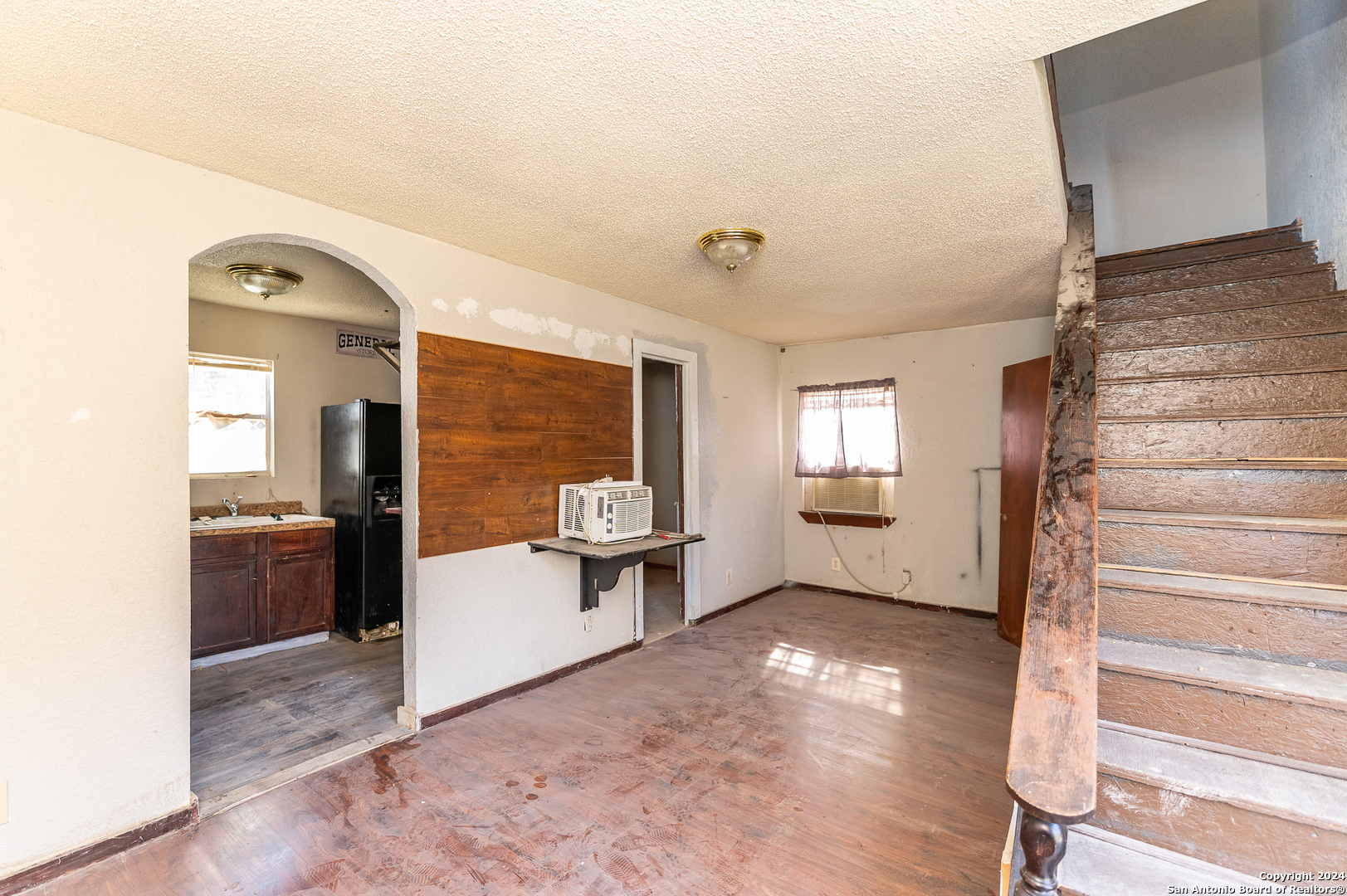 989 Oil Well Road Pipe Creek TX 78063