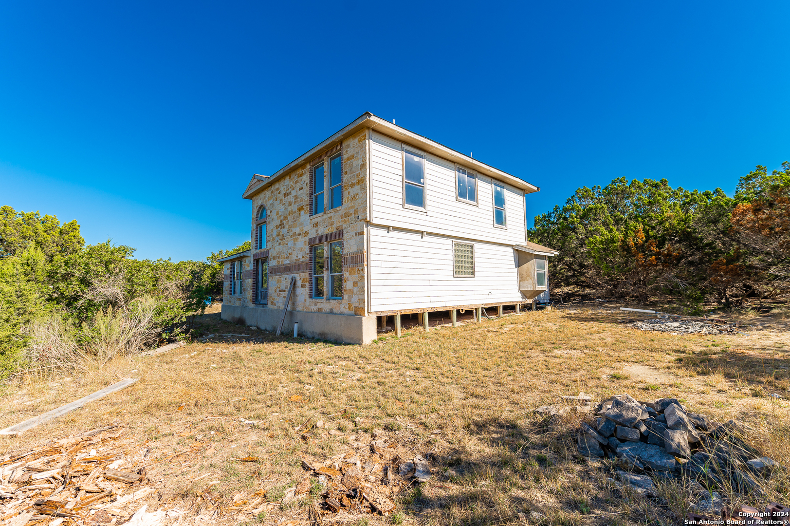 989 Oil Well Road Pipe Creek TX 78063