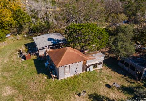 989 Oil Well Road Pipe Creek TX 78063