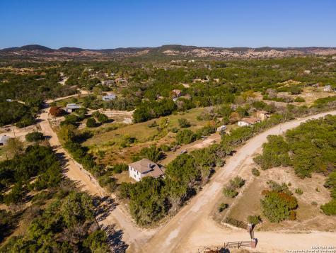 989 Oil Well Road Pipe Creek TX 78063
