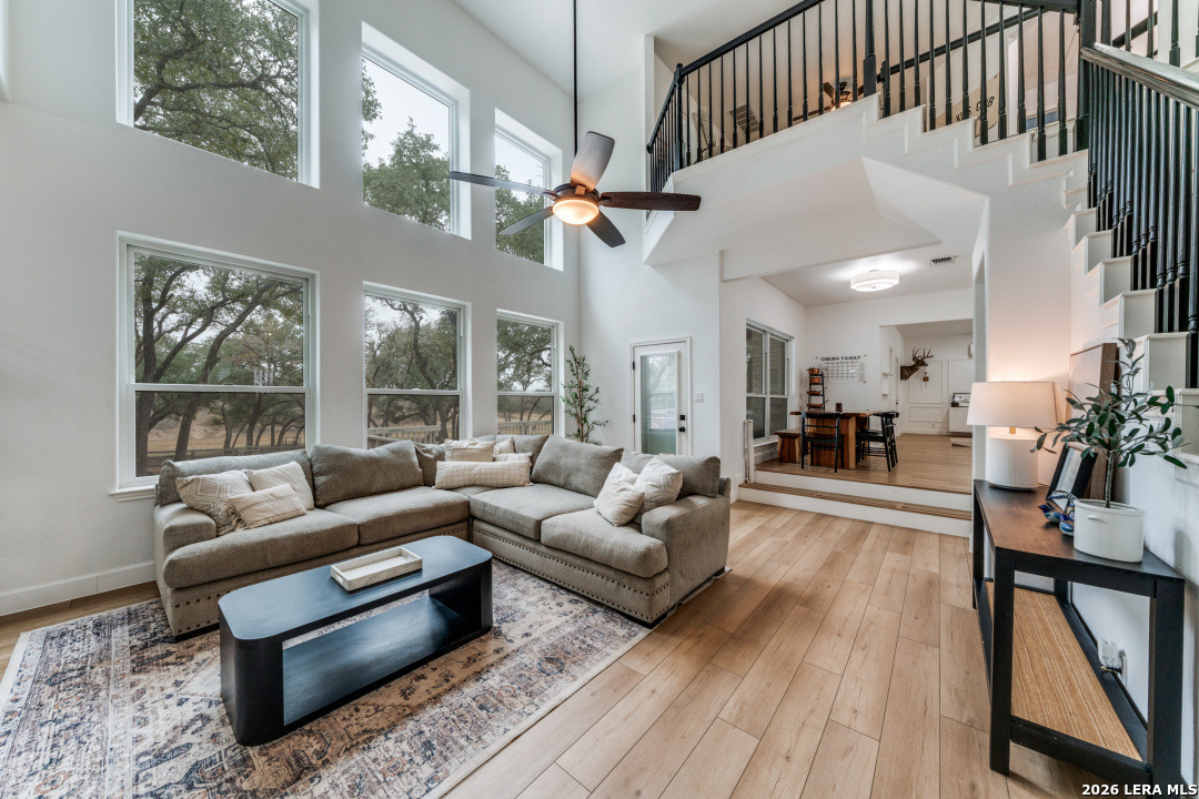 322 Dublin Circle Floresville TX 78114