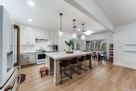 322 Dublin Circle Floresville TX 78114