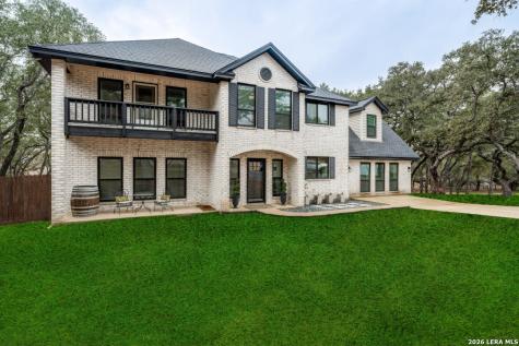 322 Dublin Circle Floresville TX 78114