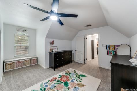 322 Dublin Circle Floresville TX 78114