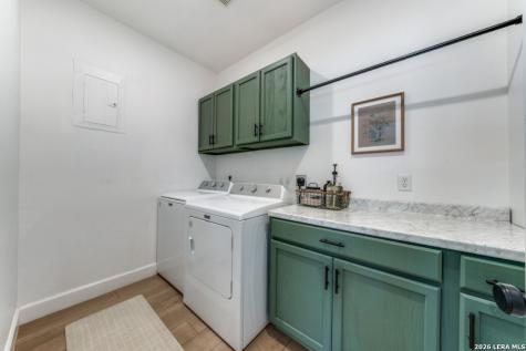 322 Dublin Circle Floresville TX 78114