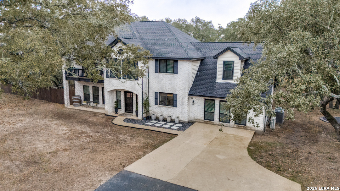 322 Dublin Circle Floresville TX 78114