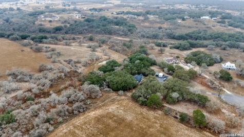 322 Dublin Circle Floresville TX 78114