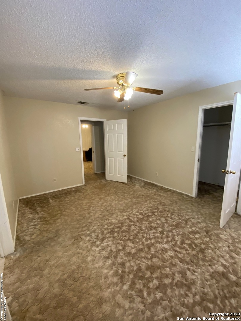 2667 County Road 134 Floresville TX 78114