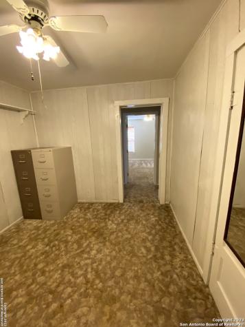 2667 County Road 134 Floresville TX 78114