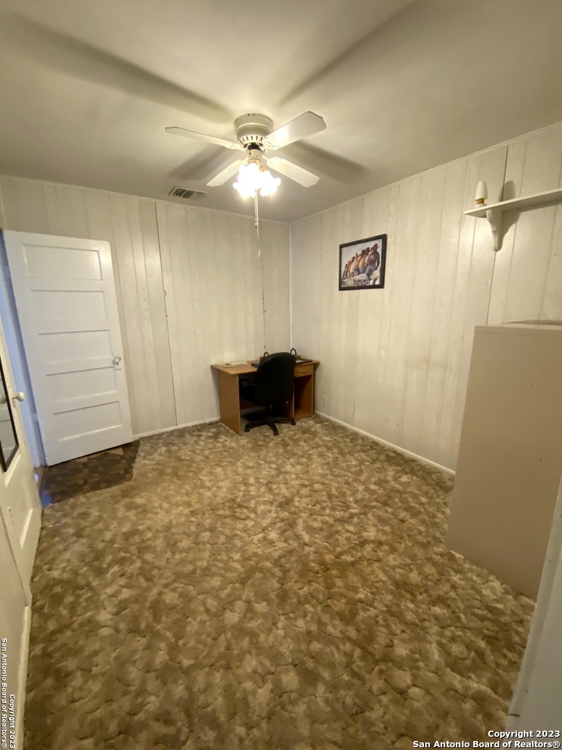 2667 County Road 134 Floresville TX 78114