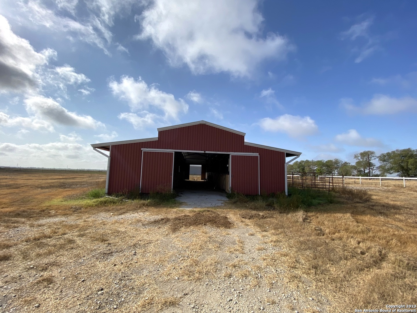 2667 County Road 134 Floresville TX 78114