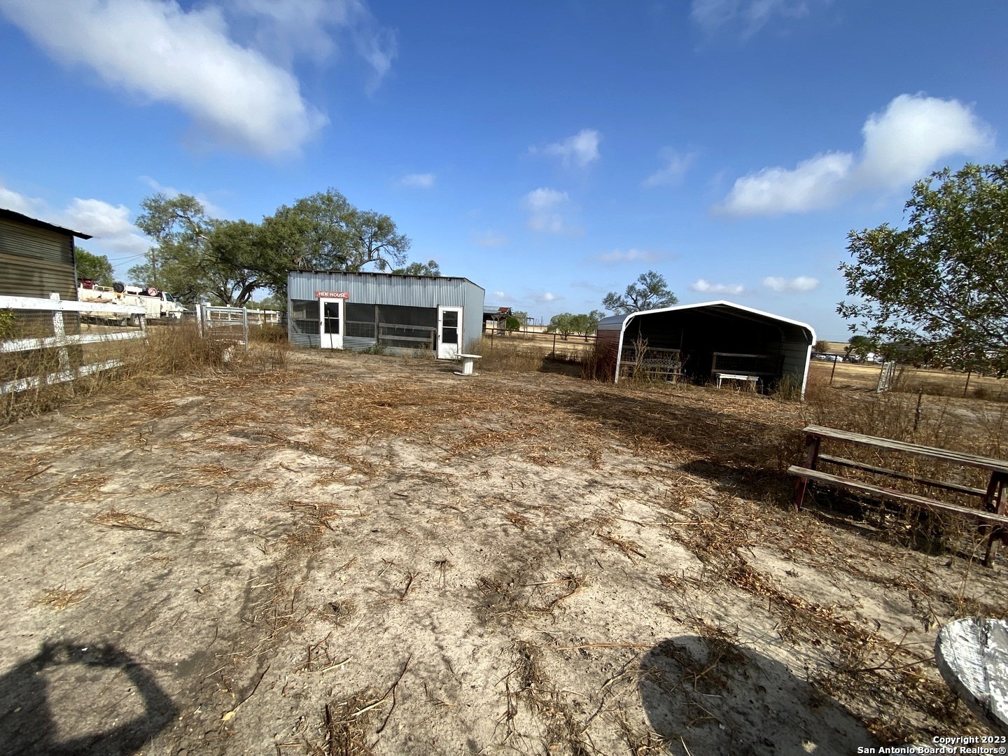 2667 County Road 134 Floresville TX 78114