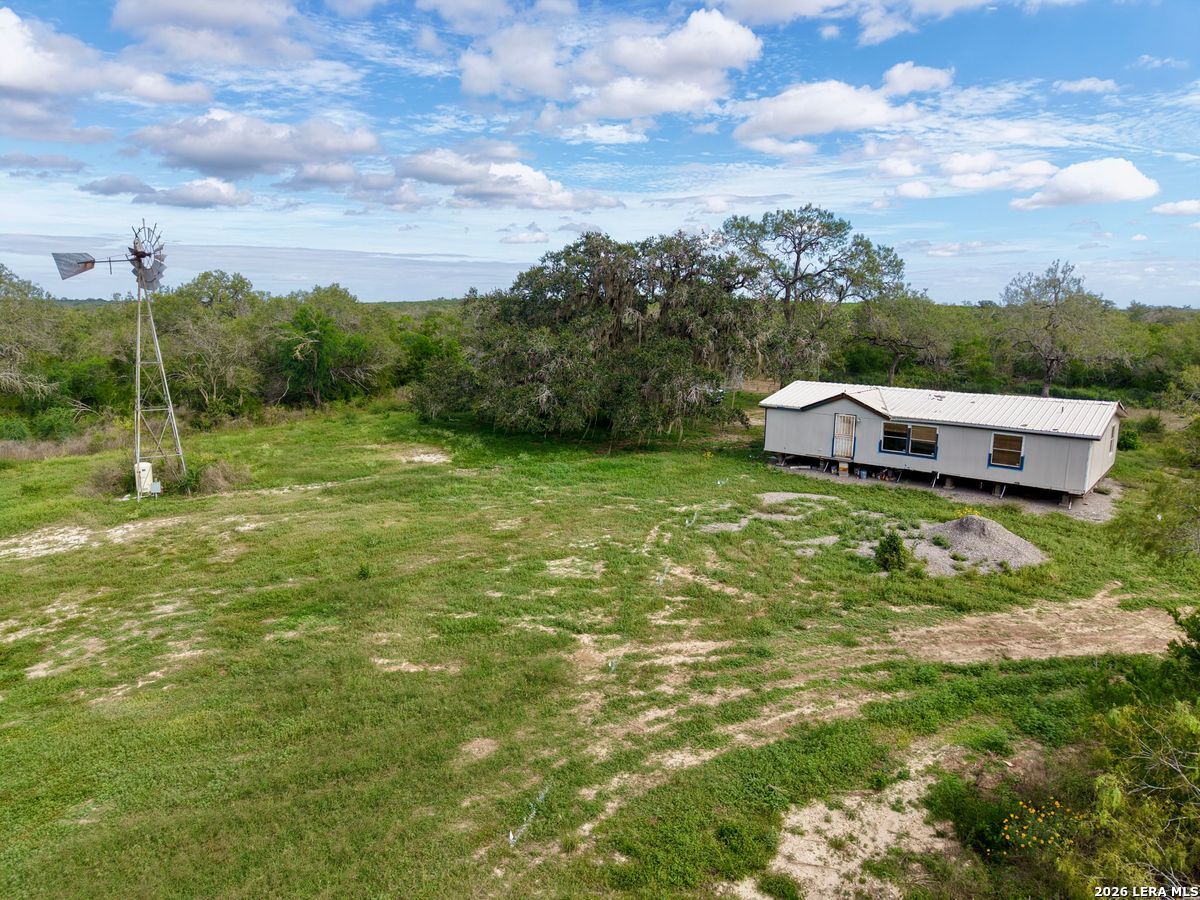 10255 County Road 113 Pettus TX 78146