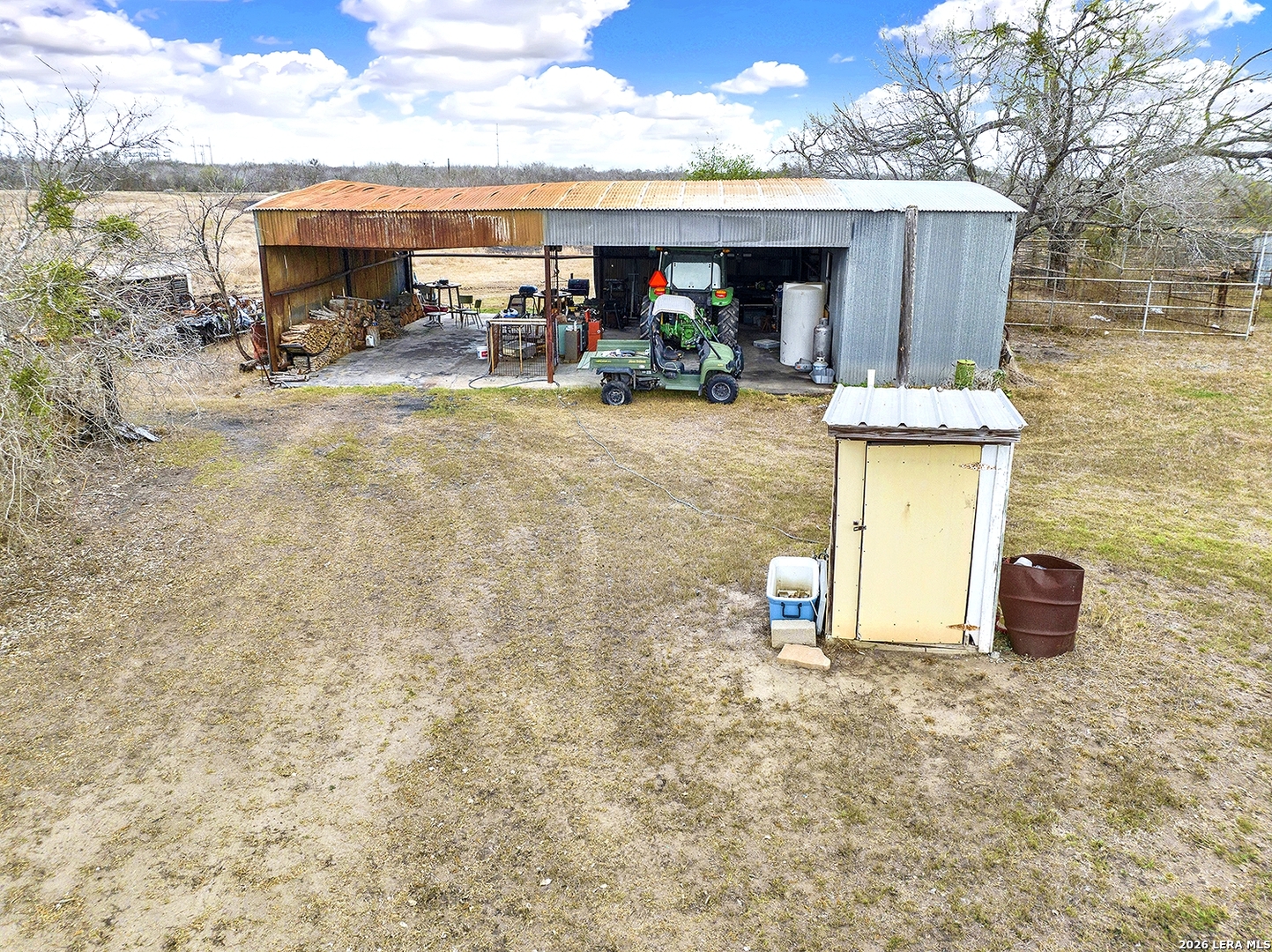4884 County Road 342 Kenedy TX 78119