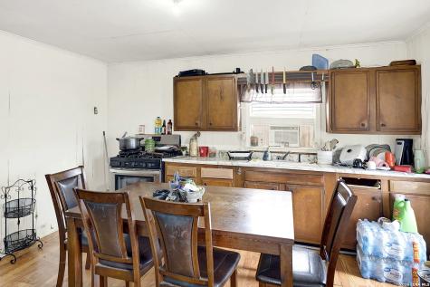 4884 County Road 342 Kenedy TX 78119