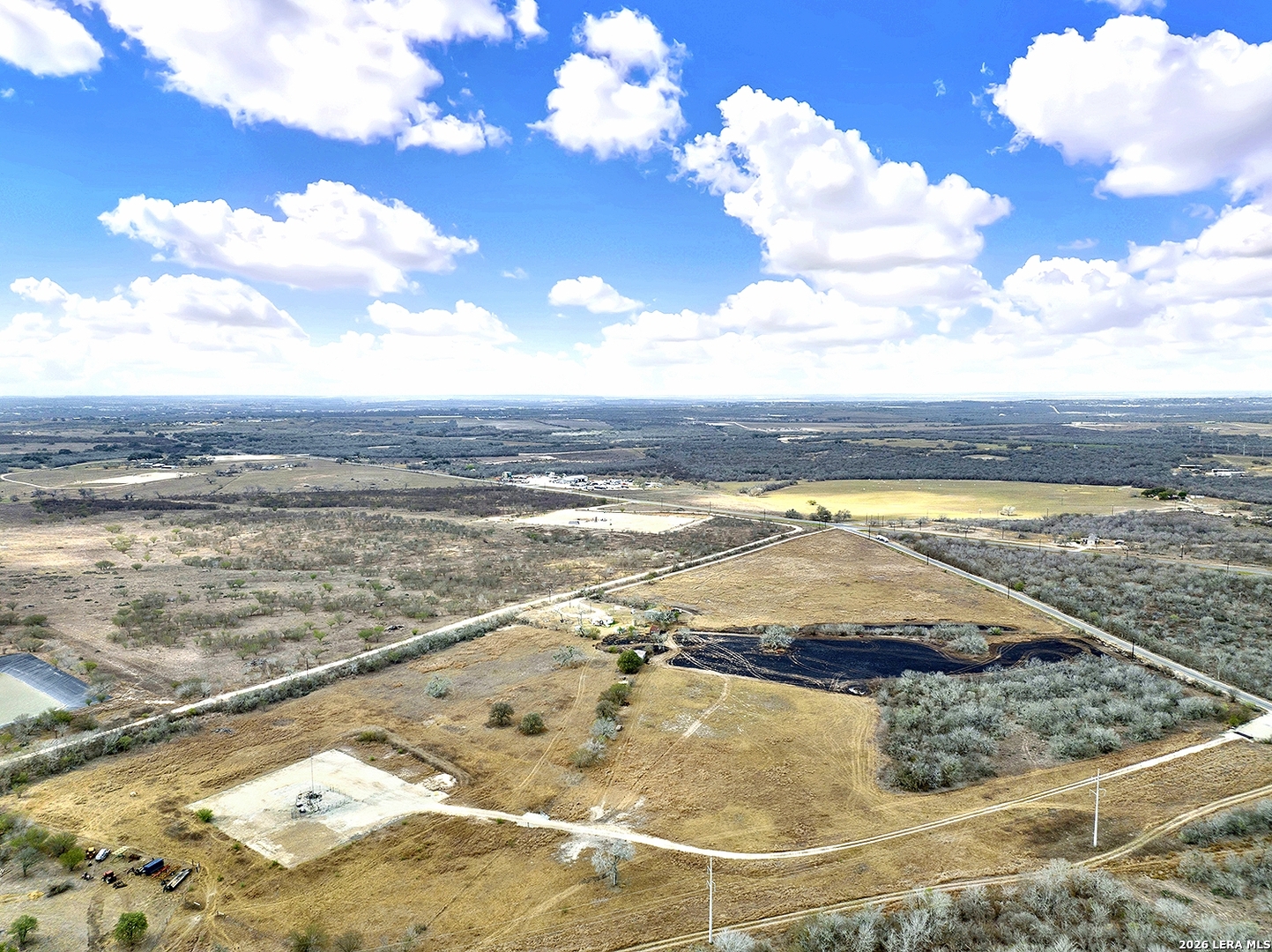 4884 County Road 342 Kenedy TX 78119