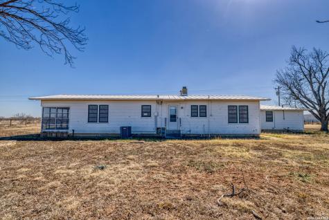 500 Pr 3300 Fm 1049n Knippa TX 78801