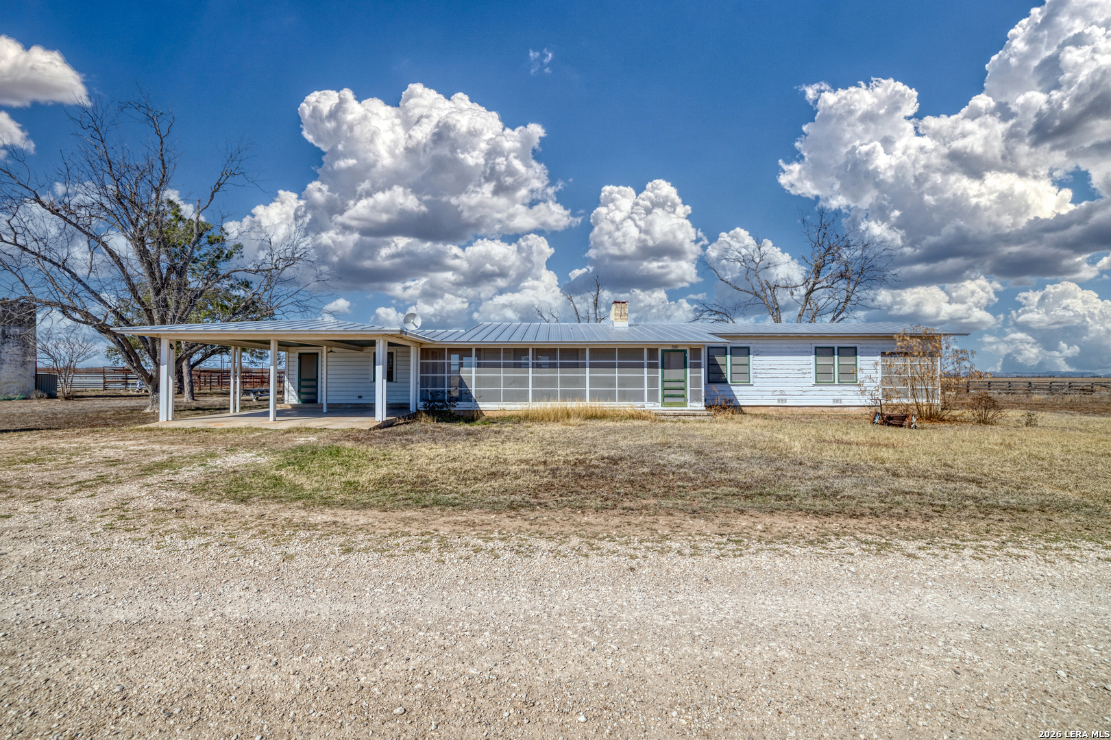 500 Pr 3300 Fm 1049n Knippa TX 78801