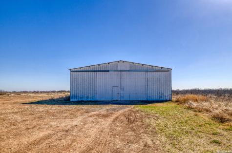 500 Pr 3300 Fm 1049n Knippa TX 78801