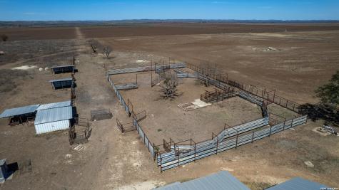 500 Pr 3300 Fm 1049n Knippa TX 78801