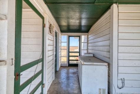 500 Pr 3300 Fm 1049n Knippa TX 78801