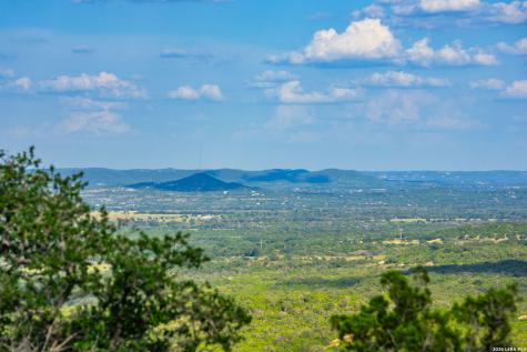 5099 Fm 2828 Bandera TX 78003