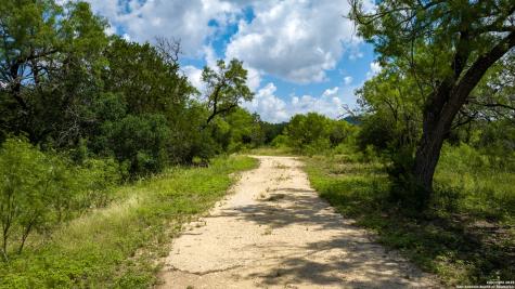 1231 B & R Road Vanderpool TX 78885